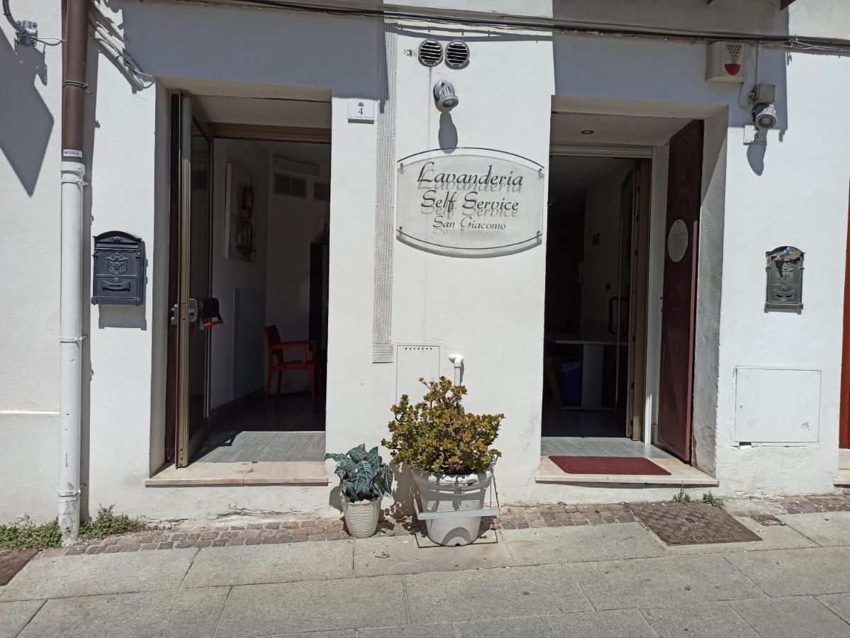 La Casetta Nel Centro Cagliari Bagian luar foto