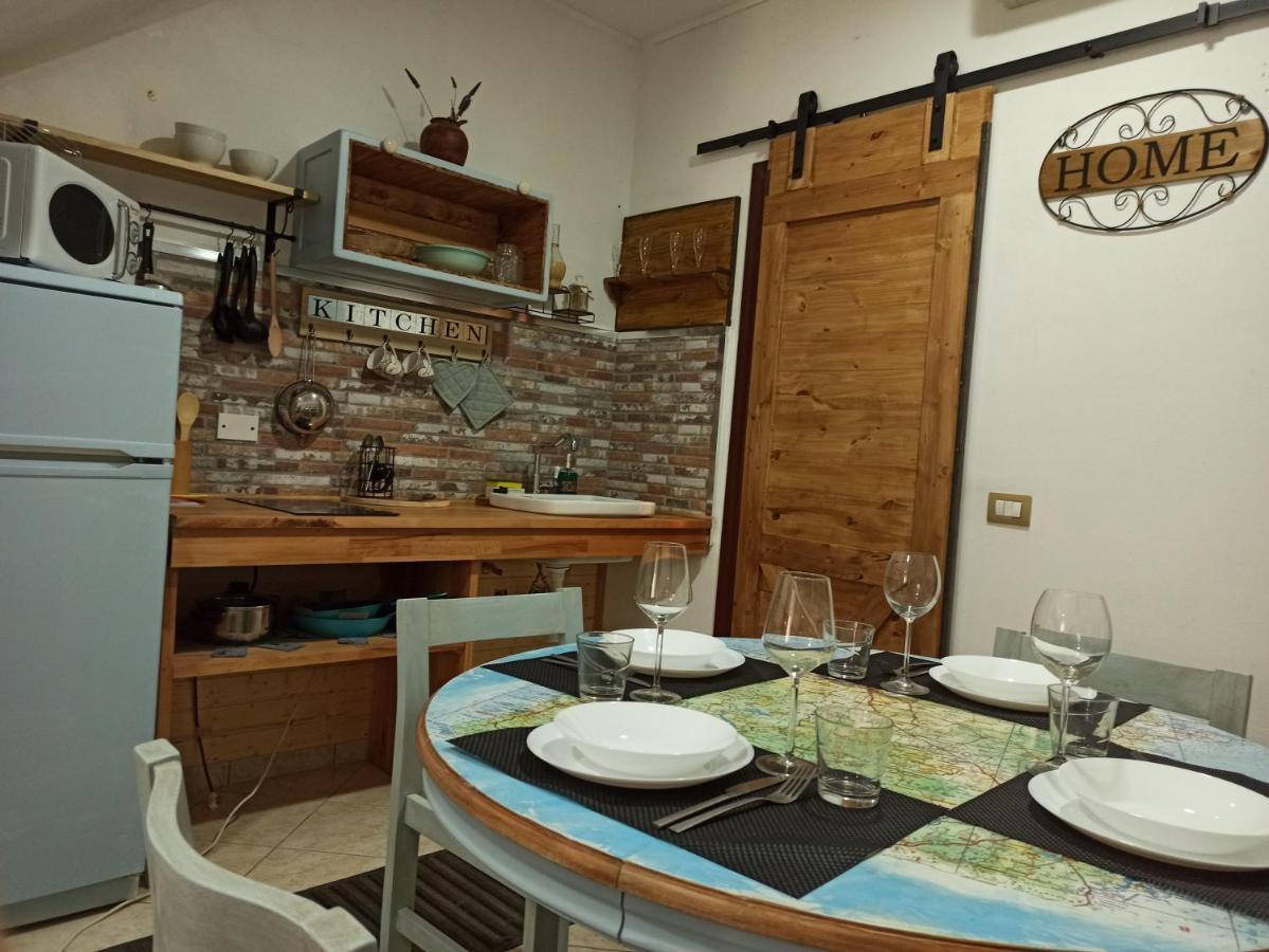 La Casetta Nel Centro Cagliari Bagian luar foto